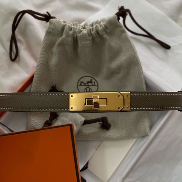 NIB 2024 KELLY BELT IN ETOUPE - Picture 7 of 10